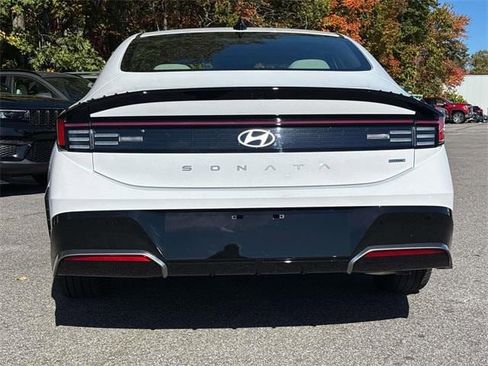 New 2026 Hyundai Sonata SEL image 3