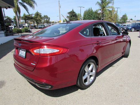 Used 2014 Ford Fusion SE FWD image 7