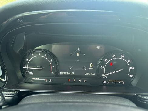 Used 2021 Lincoln Corsair FWD image 20