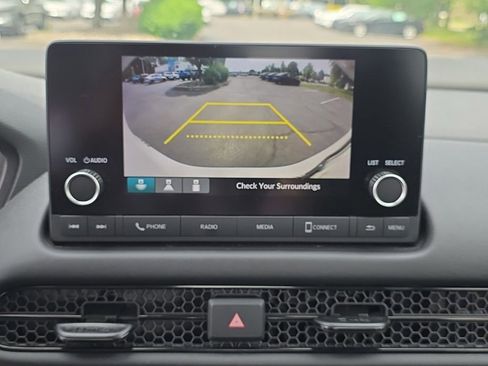 Used 2025 Honda HR-V LX image 19