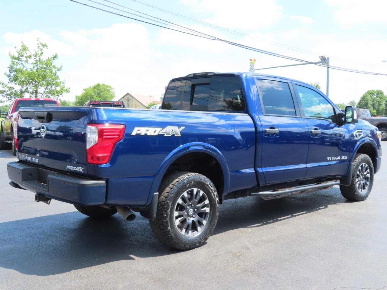Used 2019 Nissan Titan PRO-4X w/ Pro-4x Convenience Package AWD/4WD image 6