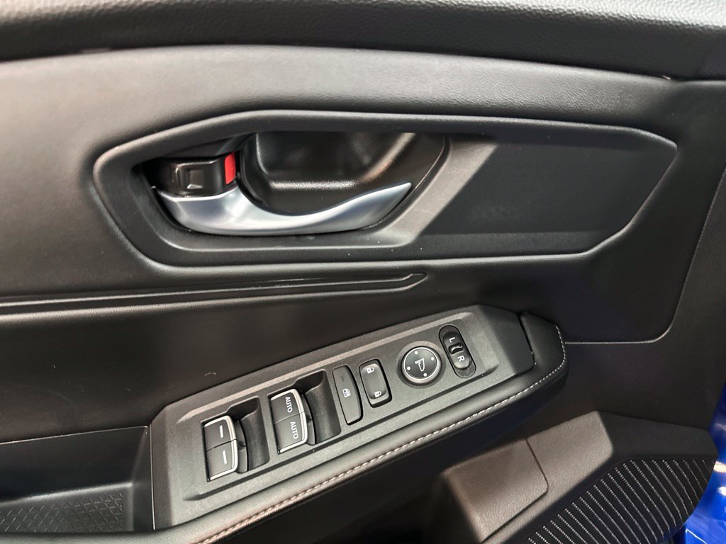 Used 2025 Honda Accord Sport image 18