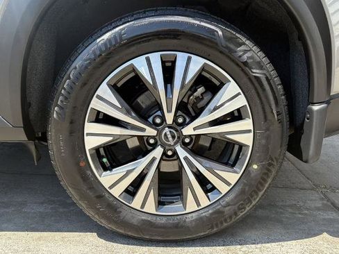 Certified 2023 Nissan Rogue SV image 13