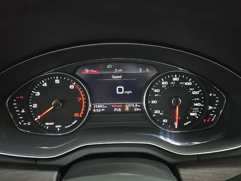 Used 2024 Audi Q5 2.0T Premium w/ Convenience Package image 22