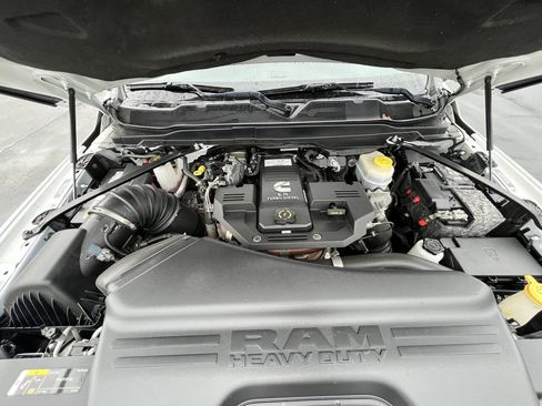 Used 2019 RAM 3500 Big Horn image 31