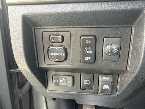 Used 2018 Toyota Tundra SR5 w/ TRD Sport Package AWD/4WD image 16