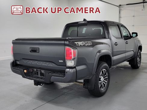 Used 2020 Toyota Tacoma TRD Sport w/ Technology Package AWD/4WD image 9