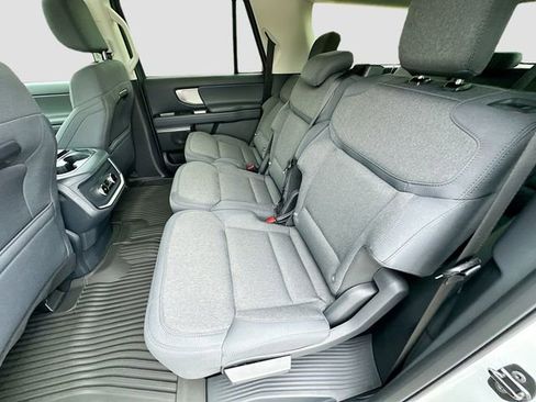 New 2026 Ford Expedition Max Active RWD image 17
