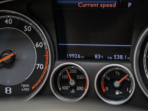 Used 2013 Bentley Continental GT image 22