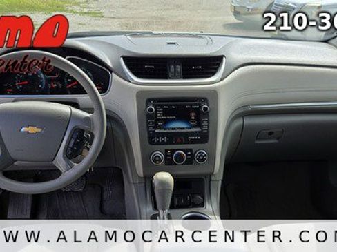 Used 2017 Chevrolet Traverse LS FWD image 35