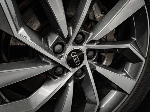 Certified 2024 Audi Q5 2.0T Premium w/ Summer of Audi Package image 8