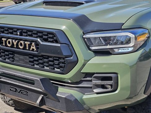 Used 2020 Toyota Tacoma TRD Pro AWD/4WD image 5