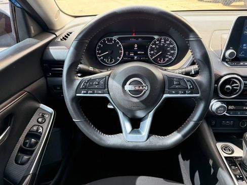 Used 2024 Nissan Sentra SR FWD image 35