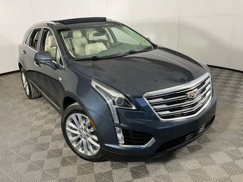 Used 2019 Cadillac XT5 Luxury image 40