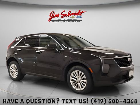 Used 2024 Cadillac XT4 Luxury FWD image 1