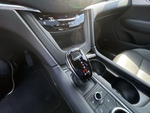 Certified 2025 Cadillac XT5 Premium Luxury image 15