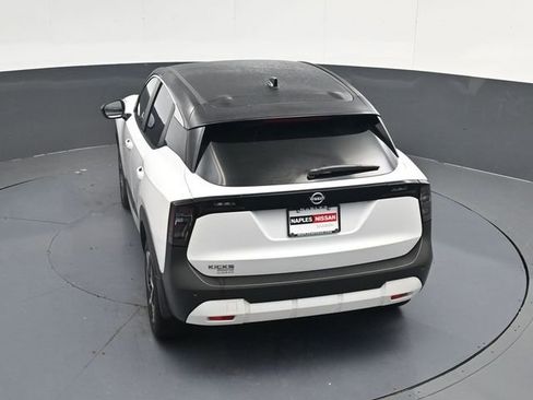 Used 2025 Nissan Kicks SV FWD image 41