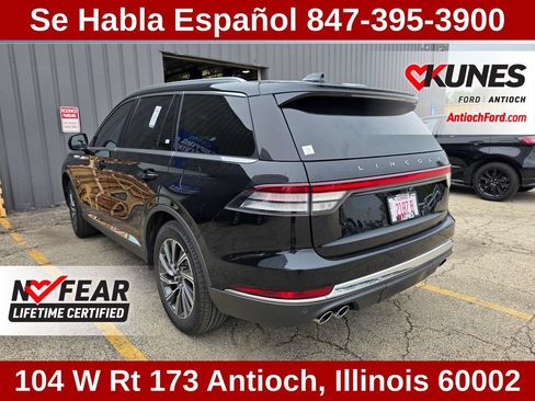 Used 2025 Lincoln Aviator AWD image 8