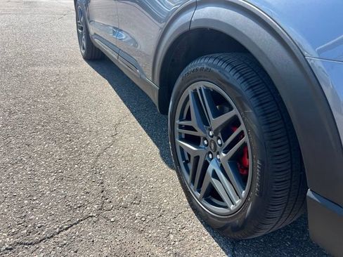 Certified 2025 Ford Explorer ST AWD/4WD image 27
