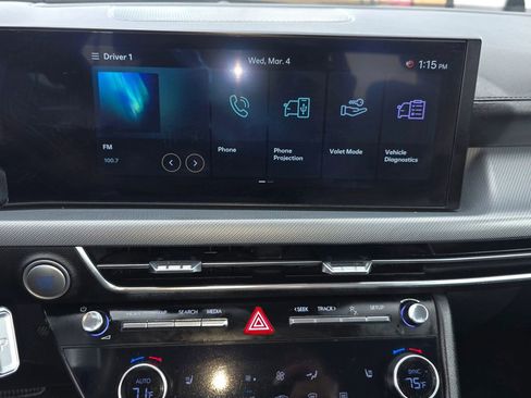 Used 2025 Hyundai Sonata SEL FWD image 12