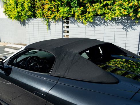 Used 2014 Audi R8 V8 image 44