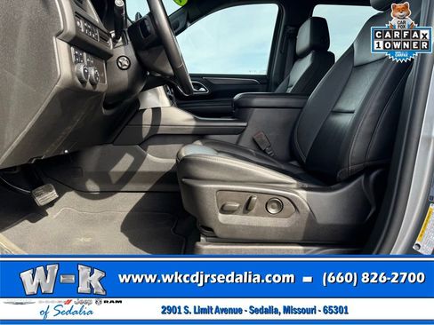 Used 2022 Chevrolet Tahoe Z71 w/ Luxury Package AWD/4WD image 12