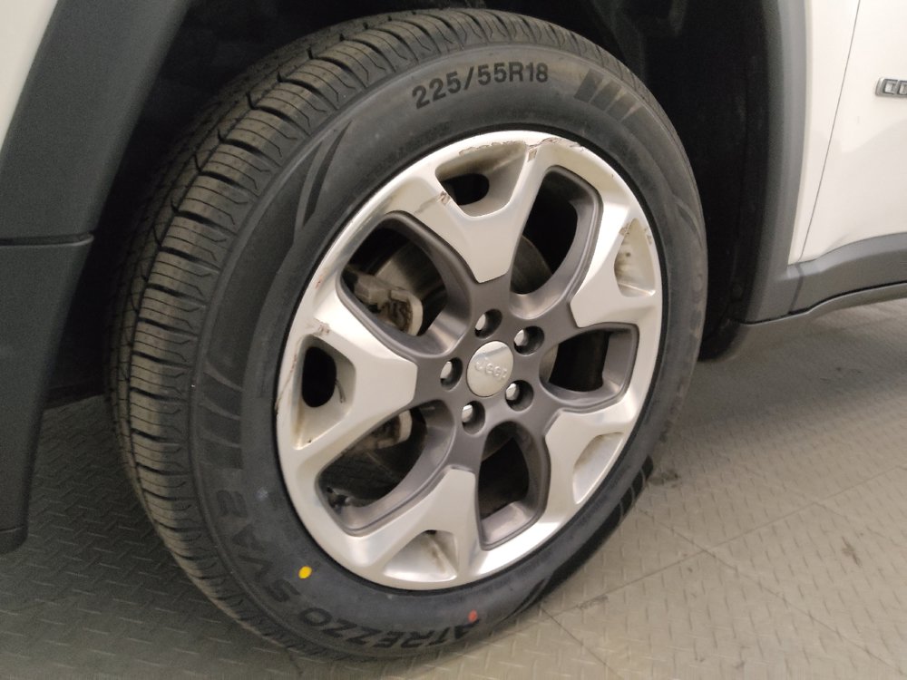 Used 2020 Jeep Compass Limited AWD/4WD image 31