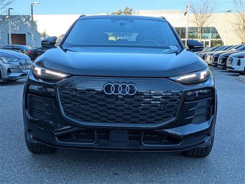 Used 2025 Audi Q6 e-tron Premium Plus w/ Premium Plus image 8