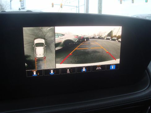 Used 2024 Buick Encore GX Avenir w/ Avenir Technology Package image 18