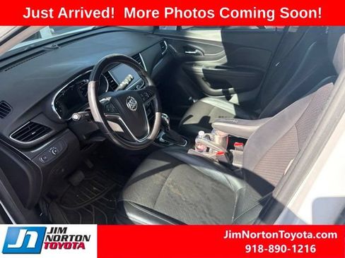 Used 2019 Buick Encore Preferred FWD image 7