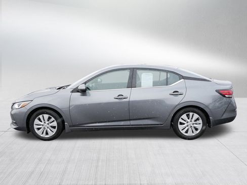 Used 2022 Nissan Sentra S image 4