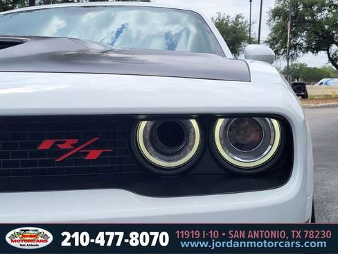 Used 2021 Dodge Challenger R/T Scat Pack RWD image 10