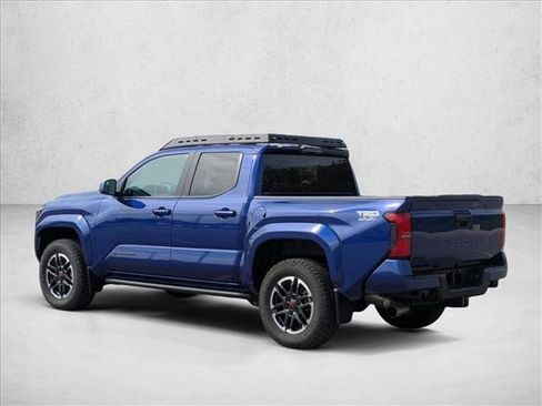 Used 2024 Toyota Tacoma TRD Sport image 3