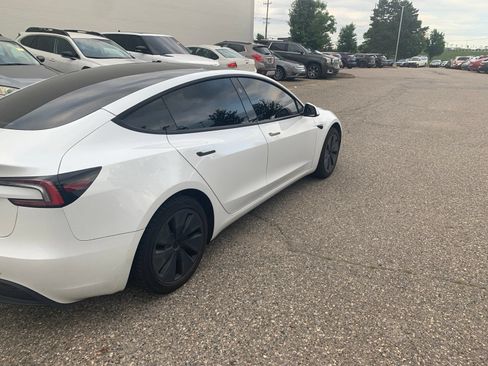 Used 2024 Tesla Model 3 Standard Range RWD image 5
