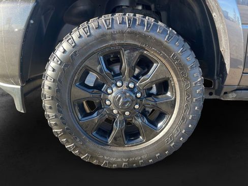 Used 2024 RAM 3500 Limited image 9