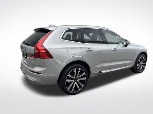 Certified 2023 Volvo XC60 B5 Ultimate w/ Climate Package image 6