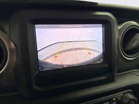 Used 2023 Jeep Wrangler Unlimited Sport image 16