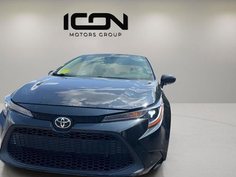 Used 2021 Toyota Corolla LE FWD image 11