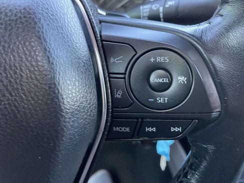 Used 2019 Toyota Camry SE image 33