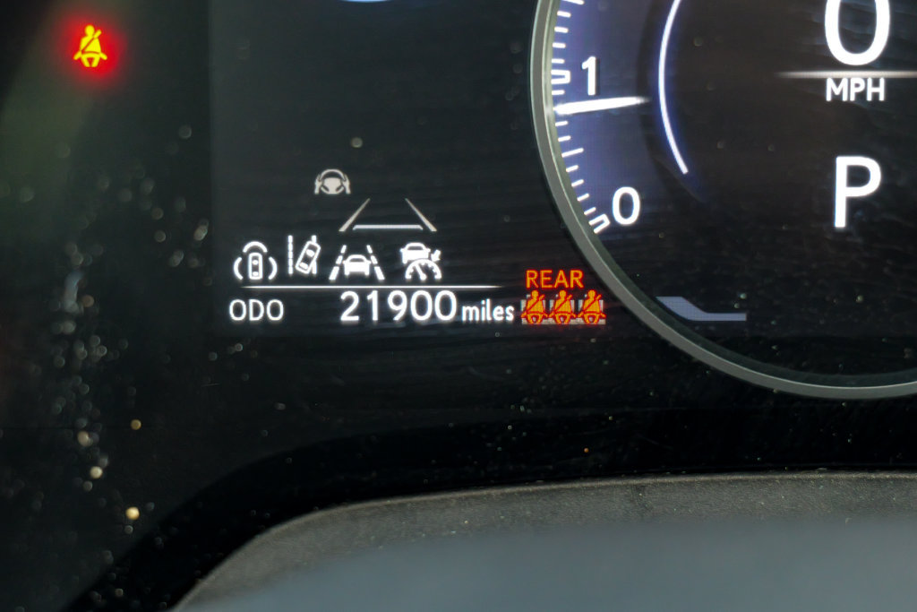 Used 2023 Lexus RX 350 Premium w/ Accessory Package AWD/4WD image 47