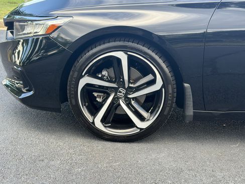 Used 2022 Honda Accord Sport image 32