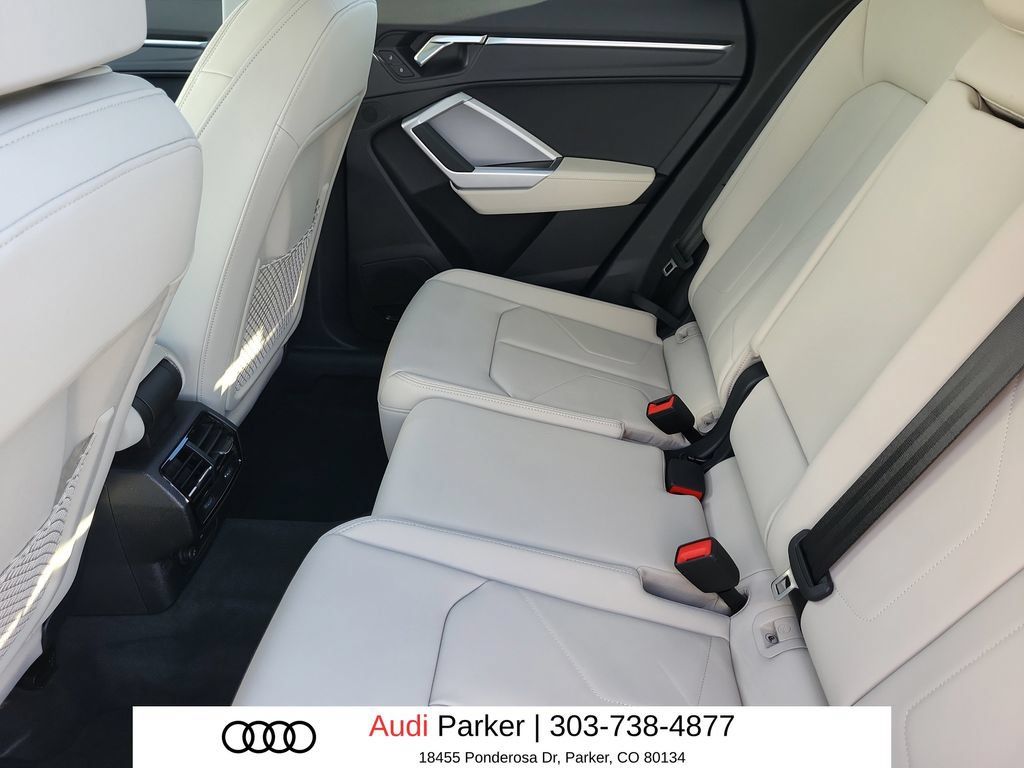 Used 2025 Audi Q3 2.0T Premium Plus w/ Premium Plus Package AWD/4WD image 8