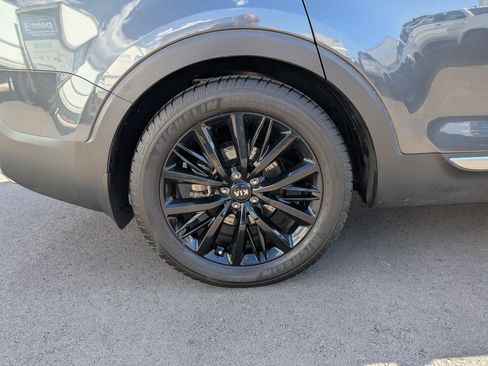 Used 2020 Kia Telluride SX w/ Towing Package AWD/4WD image 12