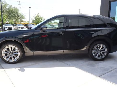 Used 2026 MAZDA CX-90 3.3 Turbo w/ Preferred Package AWD/4WD image 7