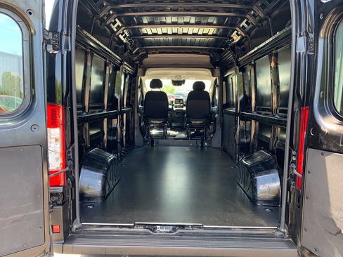 Used 2023 RAM ProMaster 2500 FWD image 29