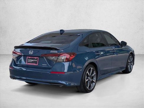 Certified 2025 Honda Civic Sport Touring image 5