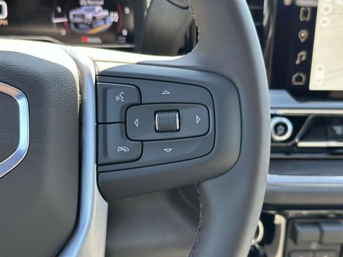 New 2025 GMC Sierra 2500 SLT w/ SLT Premium Package image 8