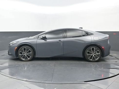 Used 2024 Toyota Prius Limited FWD image 7