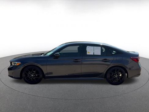 Used 2025 Honda Civic Sport image 9