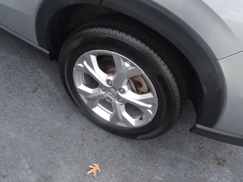 Certified 2023 Honda HR-V LX image 11